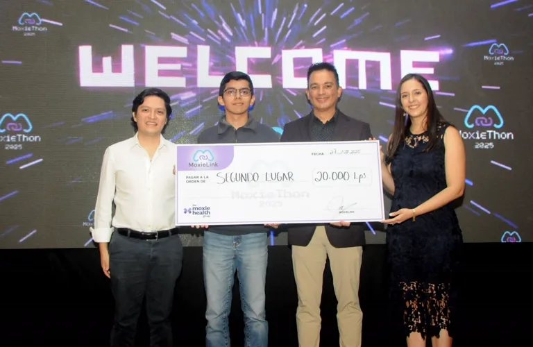 The second place team receives 20,000 lempiras.
